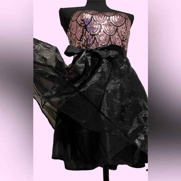 dELiA*s Mermaid Sequin Strapless Mini Dress - Picture 6 of 7